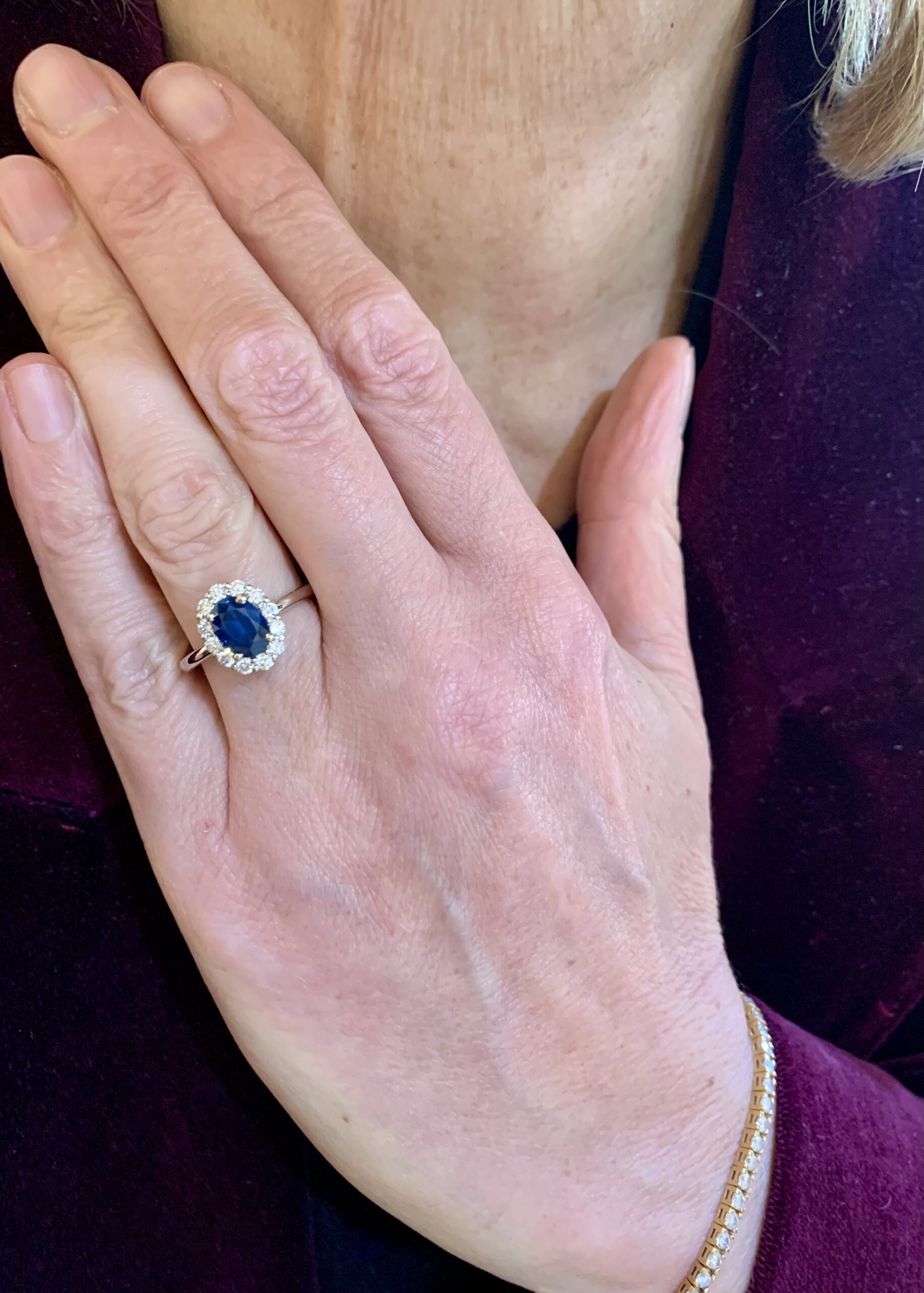 Bague Pompadour Saphir 1.50 Diamants Or Gris 18 Carats – Image 3