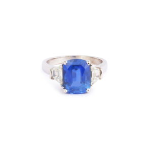 Bague Saphir Ceylan Coussin Non Chauffé 4.15 Carats Diamants Or Gris 18 Carats (Certificat)