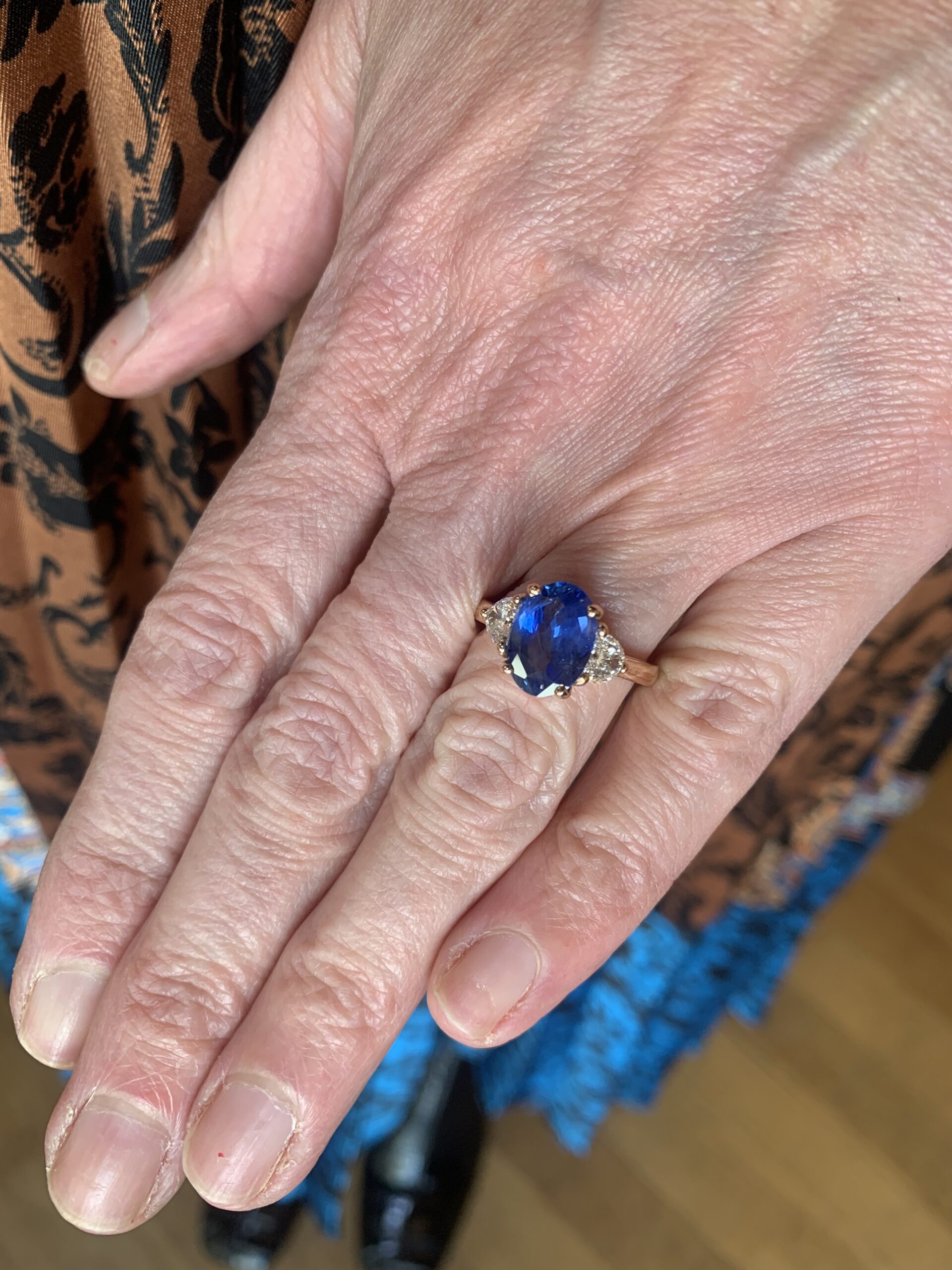 Bague Saphir 1.20 Carats Diamants Or Jaune 18 Carats – Image 3